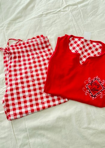 Pembe Desenli Kadın Pijama Takımı Midi Boy