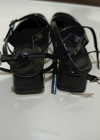 Siyah Blok Topuklu Kadın Klasik Ayakkabı - Görsel 3