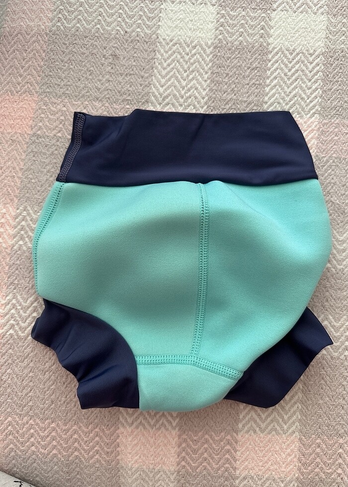 Sokağa About Yüzme Bezi Mayo (Bir kere kullanıldı) Kalıbı dar. - Görsel 2