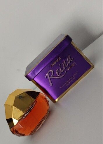 Farmasi Reina Midnight