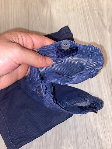 8 Yaş Beden lacivert Renk Şort.