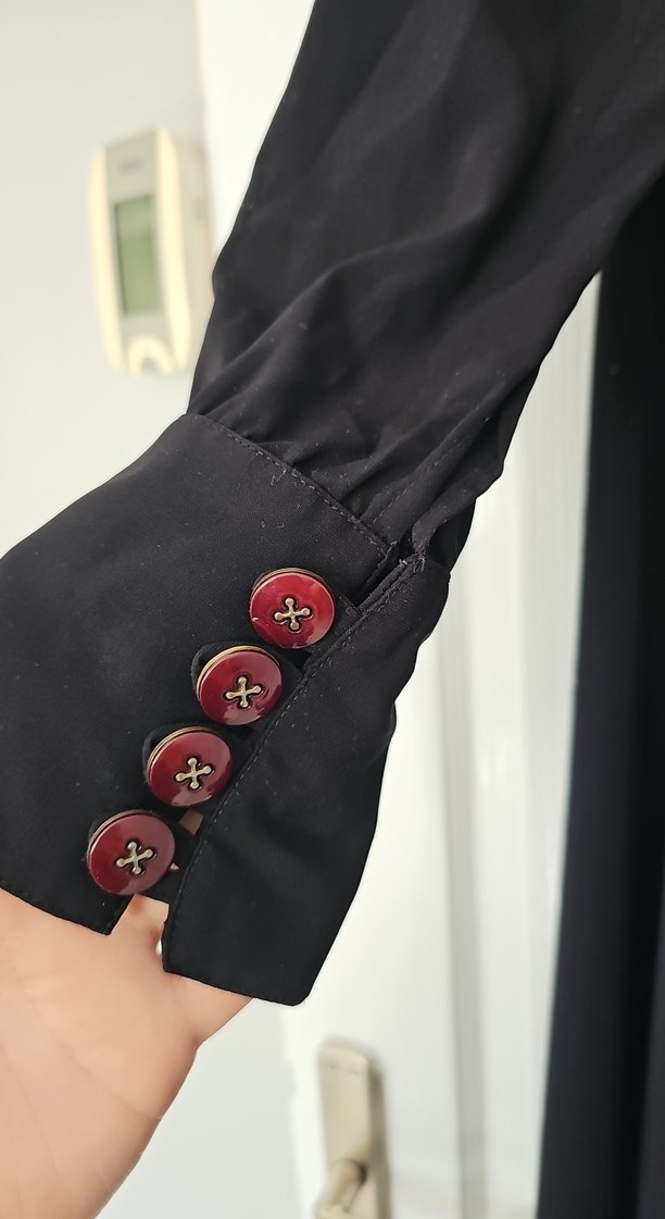 Düğmeli Siyah Uzun Kadın pardesü - Görsel 4