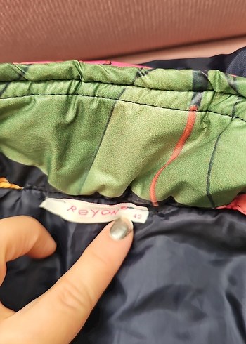 Kadın Çok Renkli Uzun Fermuarlı Şişme Yelek - Görsel 4