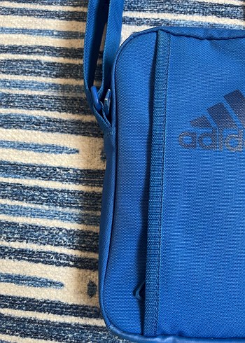 Beden Adidas Lacivert Omuz Çantası