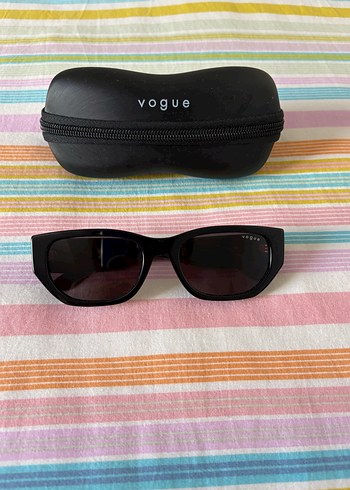 Vogue ürünü