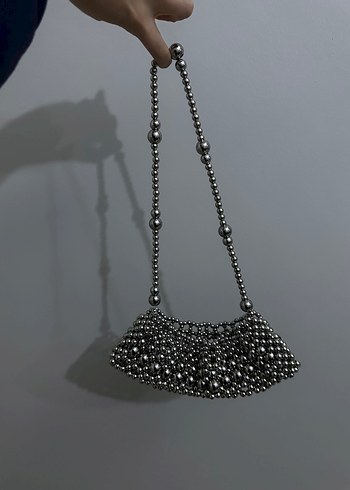 Gri Boncuklu Yılan Desenli Kadın Vücut Zinciri - Görsel 2