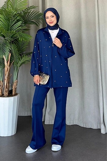 Saks mavisi tesettür taşlı takım