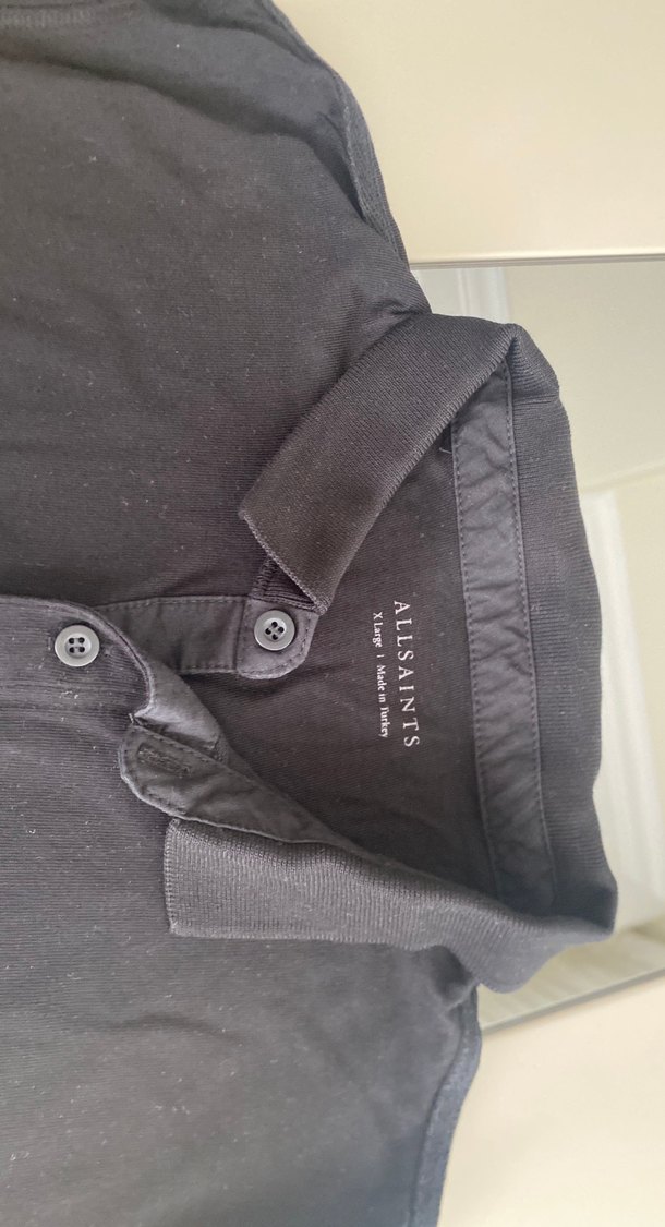 Siyah Minimal Polo Tişört — görsel 3/3