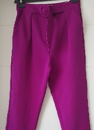 Kemer detaylı pantalon