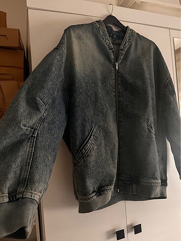 l Beden Oversize Fermuarlı Jean Ceket