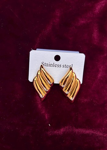 Altın Renk Pilili Mini Kadın Küpe