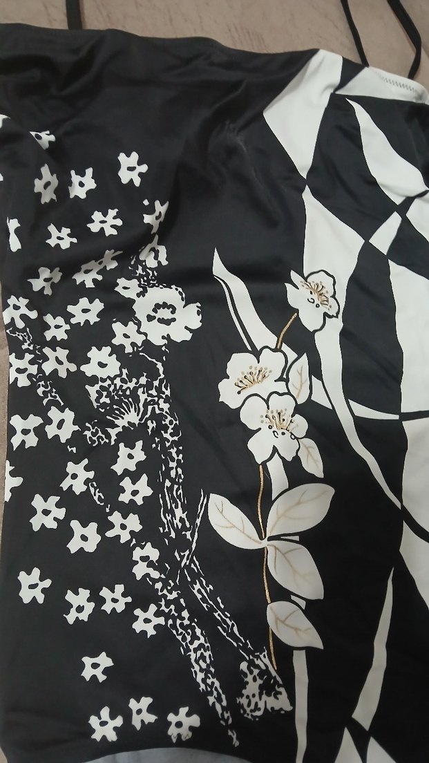 Siyah Baskılı Drapeli İnce Askılı Mayo - Görsel 2