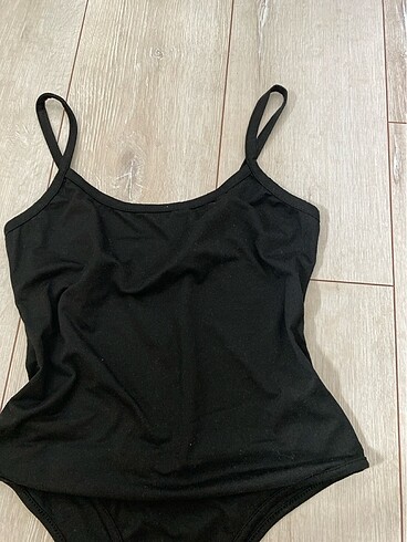 Sheinside çıtçıtlı body shein