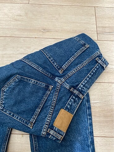 38 Beden pull and bear jean