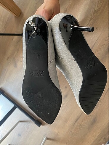 Zara Zara ışıltılı çizme