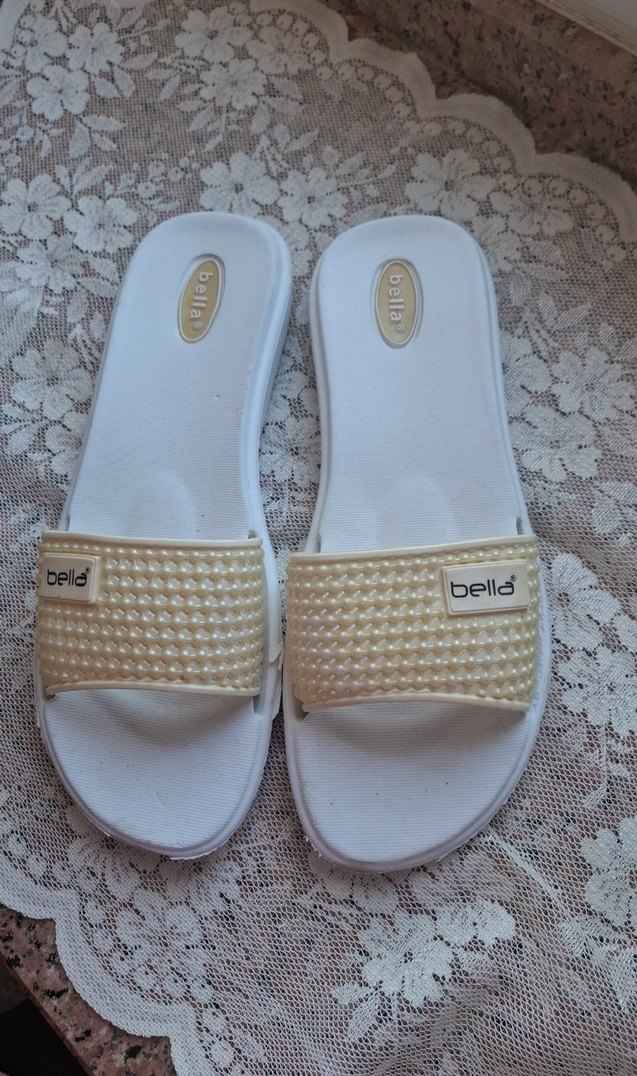 Beyaz Kadın terlik - Görsel 3