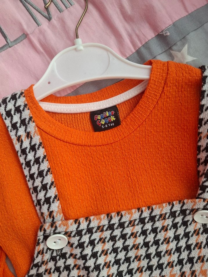 Turuncu Uzun Kollu Triko Kız Elbisesi - Görsel 2