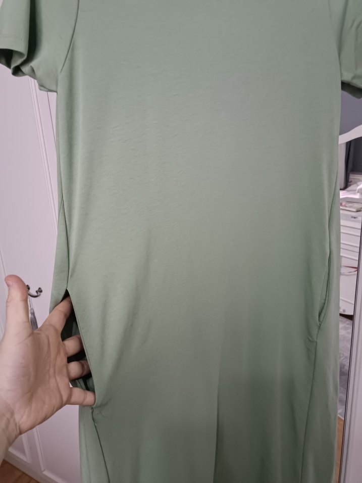 Yeşil Rahat Kesim Uzun Elbise - Görsel 3