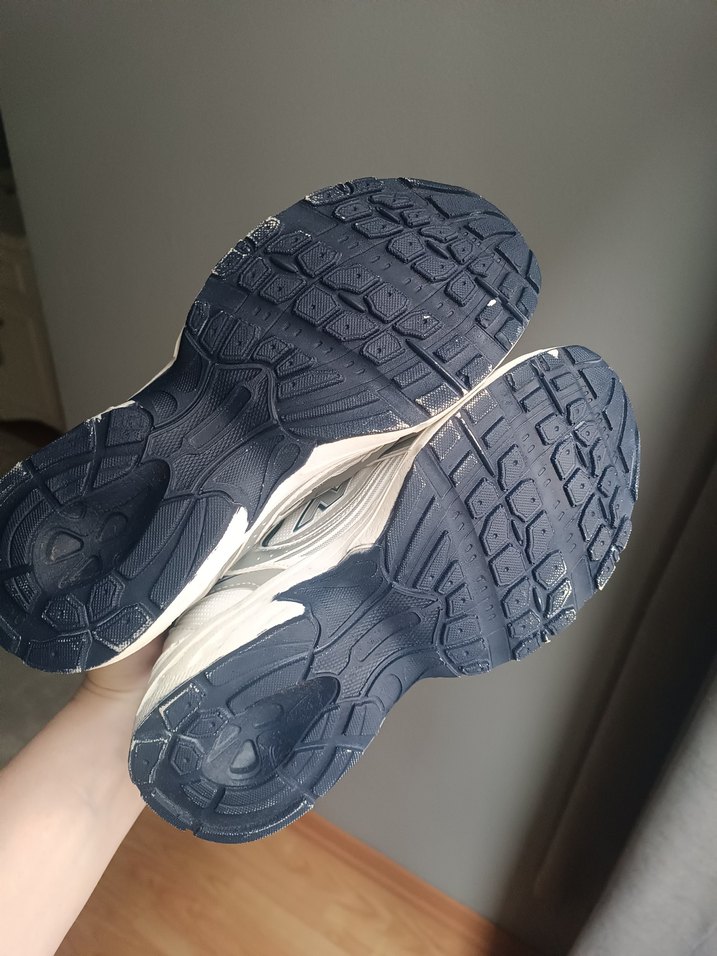 Beyaz Bağcıklı Kadın Spor Ayakkabısı - Görsel 2