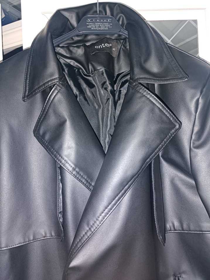 Düğmeli Siyah Deri Kadın Ceket - Görsel 3