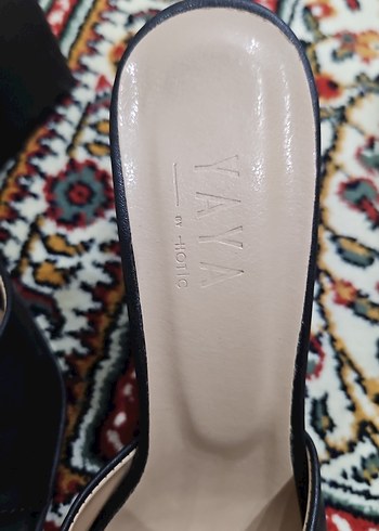 Kadın Siyah Topuklu Terlik - Görsel 2