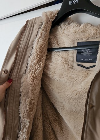 Bej Kadın Peluş Detaylı Mont - Görsel 2