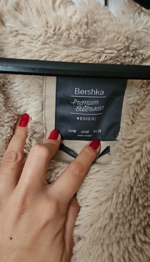 Bej Kadın Peluş Detaylı Mont - Görsel 4