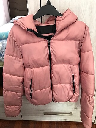 Bershka şişme mont