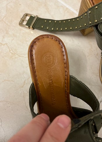 Tokalı Haki Deri Kadın Topuklu Sandalet - Görsel 3