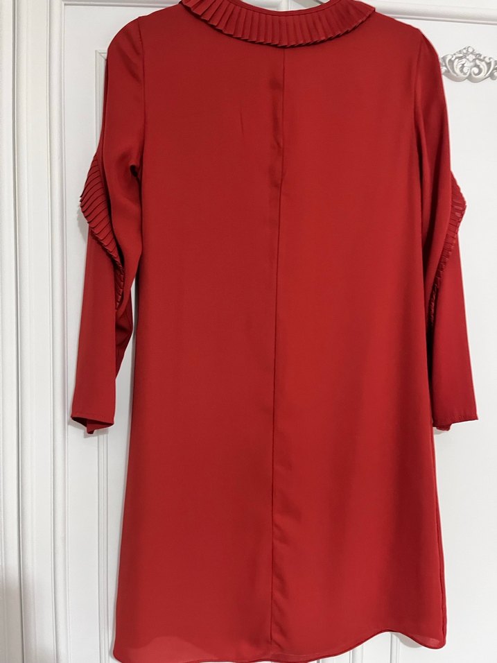 Tarçın rengi fırfırlı elbise - Görsel 3