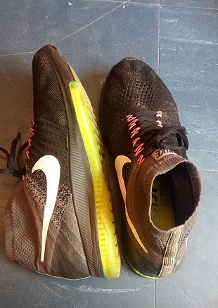 42 Beden siyah Renk Nike Air Max