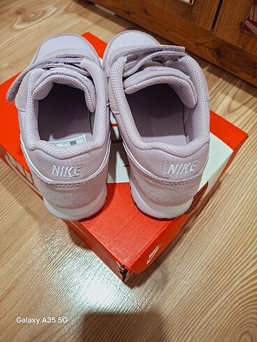 Nike Yeni Nike kullanılmadı
