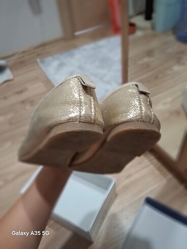 32 Beden altın Renk H&M babet yeni