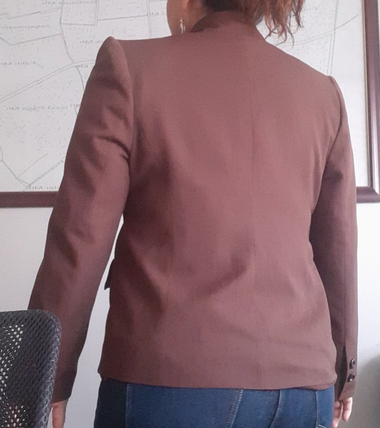 Şıklık ve Rahatlık: Vizon Kahverengi Kadın Blazer — görsel 3/16