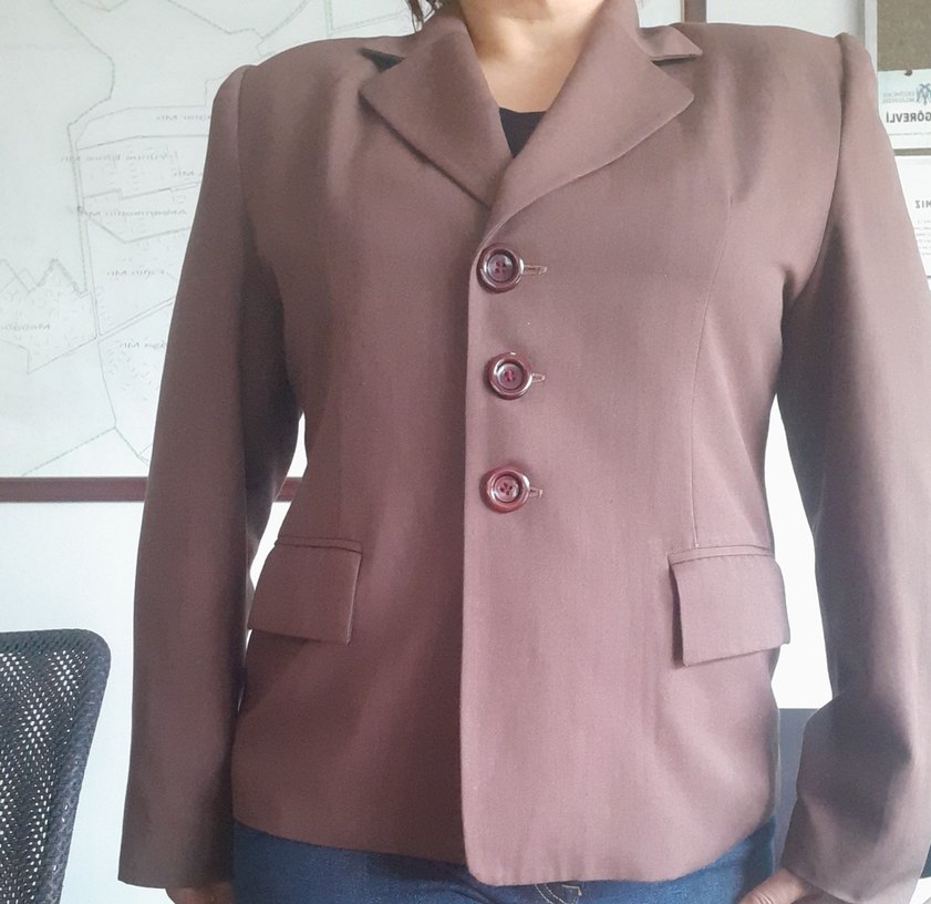 Şıklık ve Rahatlık: Vizon Kahverengi Kadın Blazer — görsel 7/16