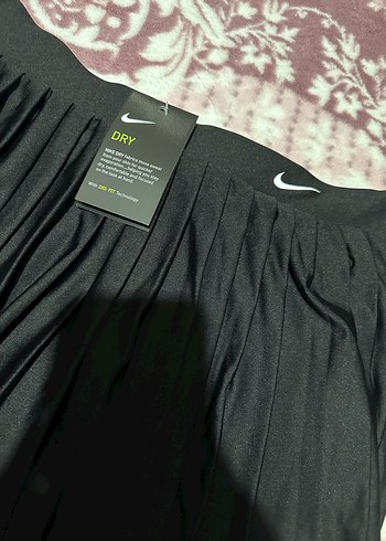 Nike Siyah Pliseli Midi Etek - Görsel 3