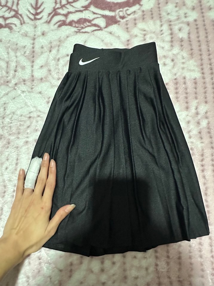 Nike Siyah Pliseli Midi Etek - Görsel 4