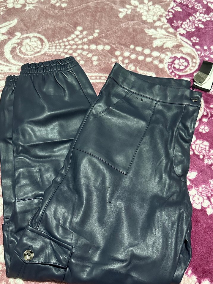 Parlak Mavi Deri Mini Şort - Görsel 3