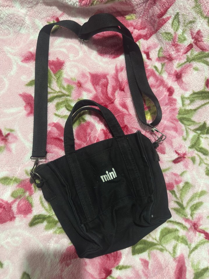 Siyah Minl Baskılı Kadın Çanta - Görsel 2