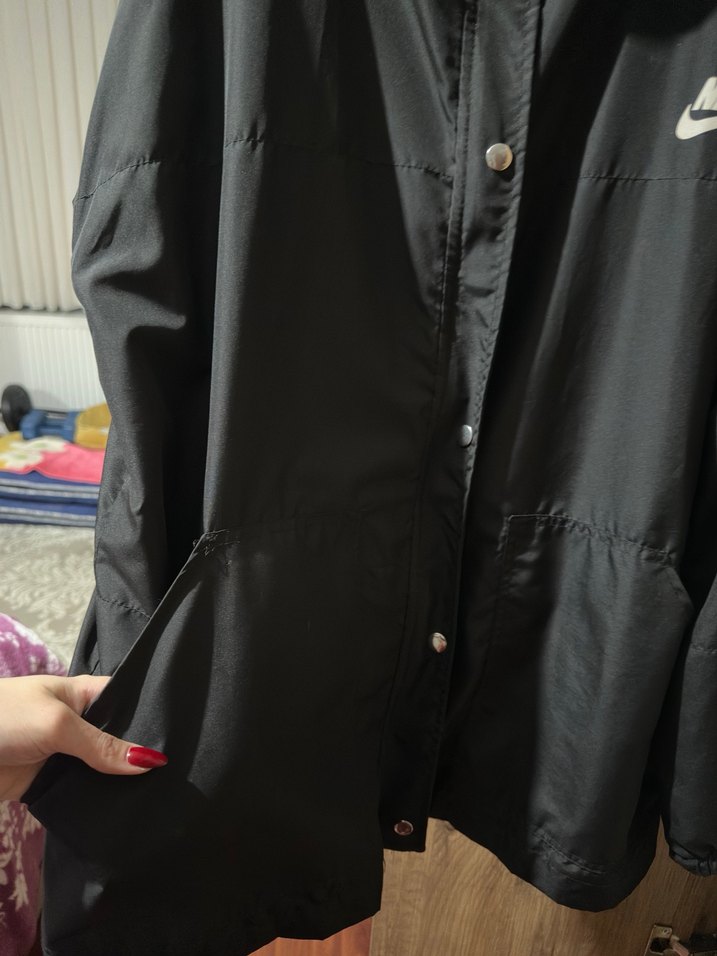 Nike yağmurluk - Görsel 3