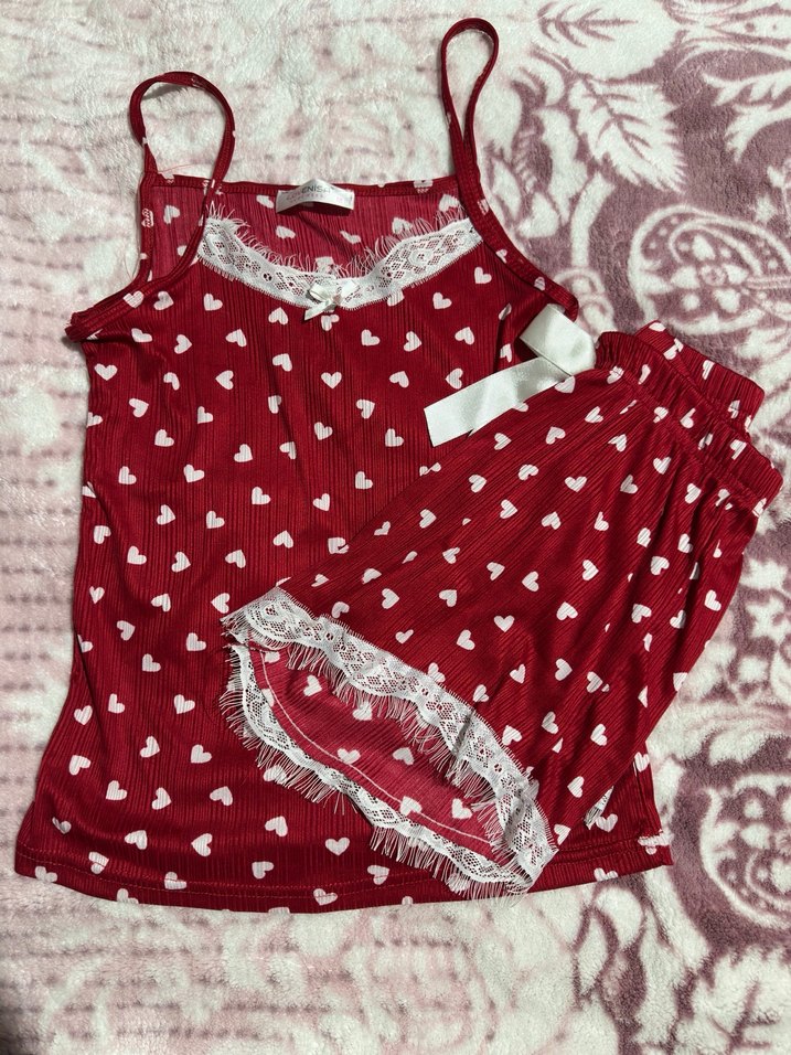 Kırmızı Nakışlı Kadın Pijama Takımı - Görsel 2