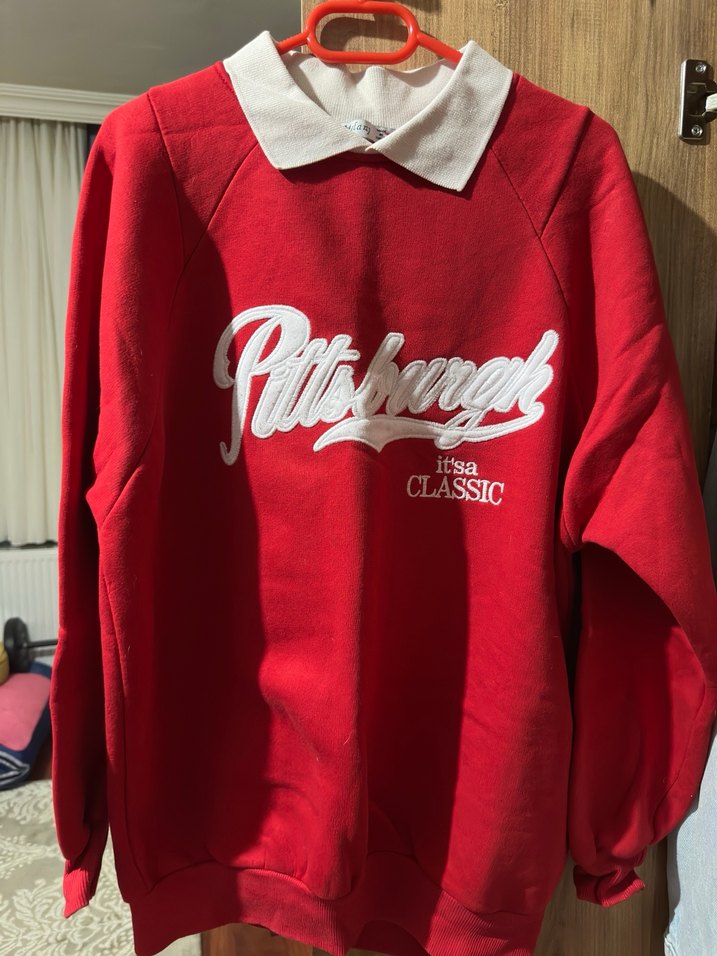 Kırmızı Düğmeli Vintage Sweatshirt - Görsel 3