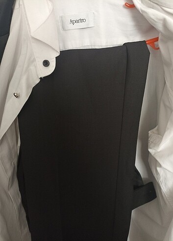 Siyah takım elbise - Görsel 3