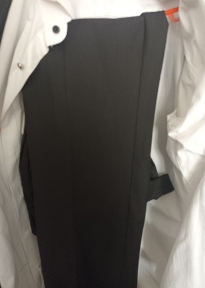 Siyah takım elbise - Görsel 2