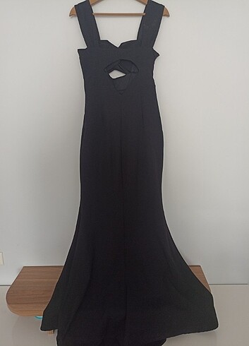 Siyah gece elbisesi - Görsel 5