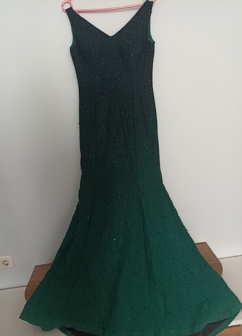 Haki yeşil gece elbisesi  - Görsel 3