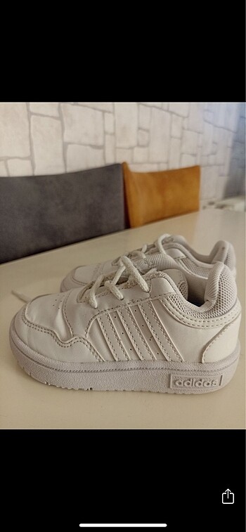 24 Beden Orijinal Adidas çocuk ayakkabısı