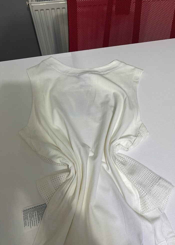 Nike kolsuz yanları fileli tshirt - Görsel 2