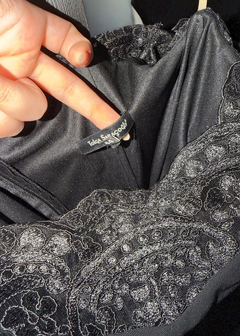 Siyah Drape Detaylı Uzun Goth Abiye Elbise - Görsel 3