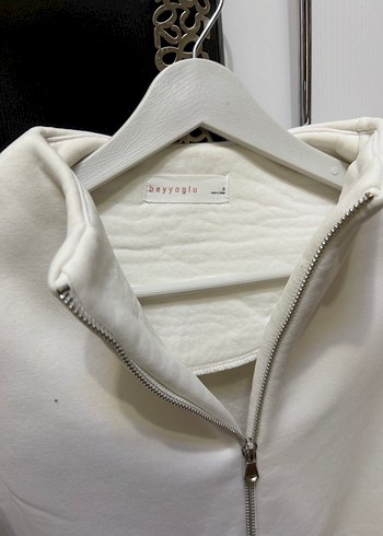 Kadın Beyaz Yüksek Yaka Fermuarlı Sweatshirt - Görsel 2